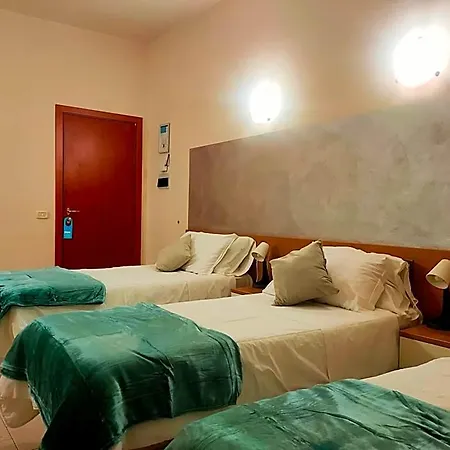 Il Boschetto 3* بستويا